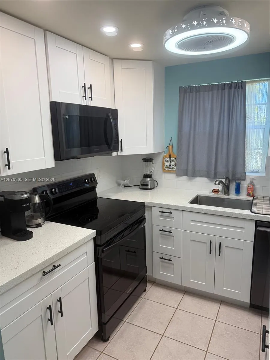 Foto de propiedad en 473 Durham P 473, Deerfield Beach, FL 33442 Deerfield Beach con MLS# 