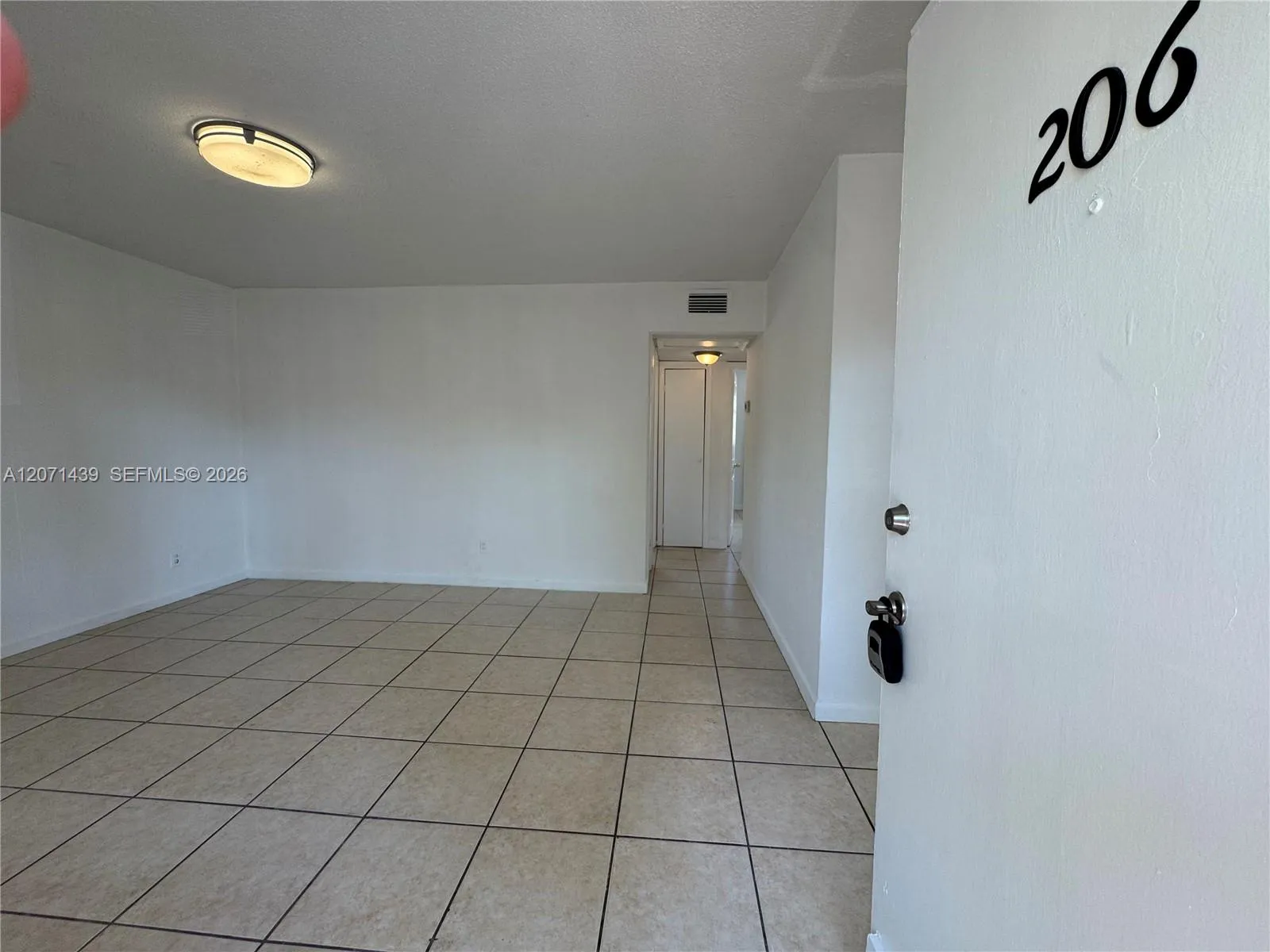 Foto de propiedad en 4732 SW 33rd Avenue 206, Dania Beach, FL 33312 Dania Beach con MLS# 