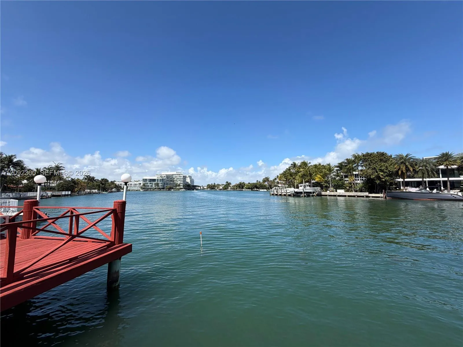 Foto de propiedad en 4740 Pine Tree Drive 23, Miami Beach, FL 33140 Miami Beach con MLS# 