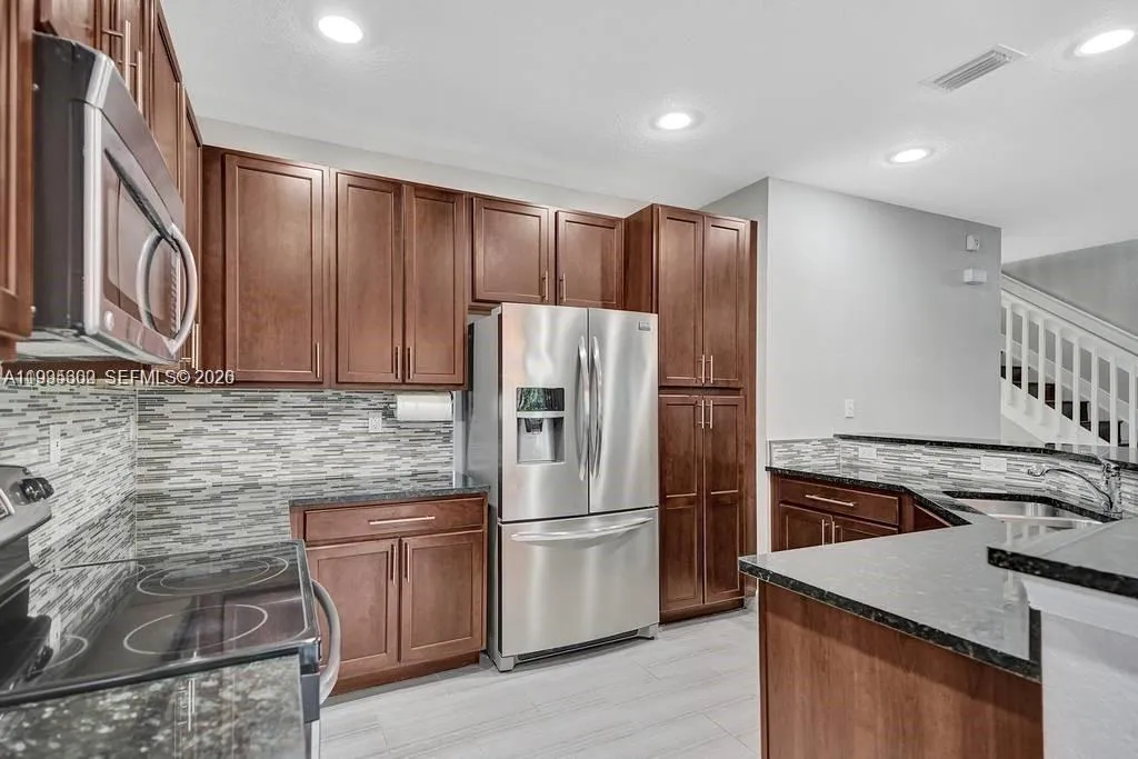 Vendido 4749 N Grand Cypress Circle N, Coconut Creek, FL 33073, Coconut Creek, FL 33073