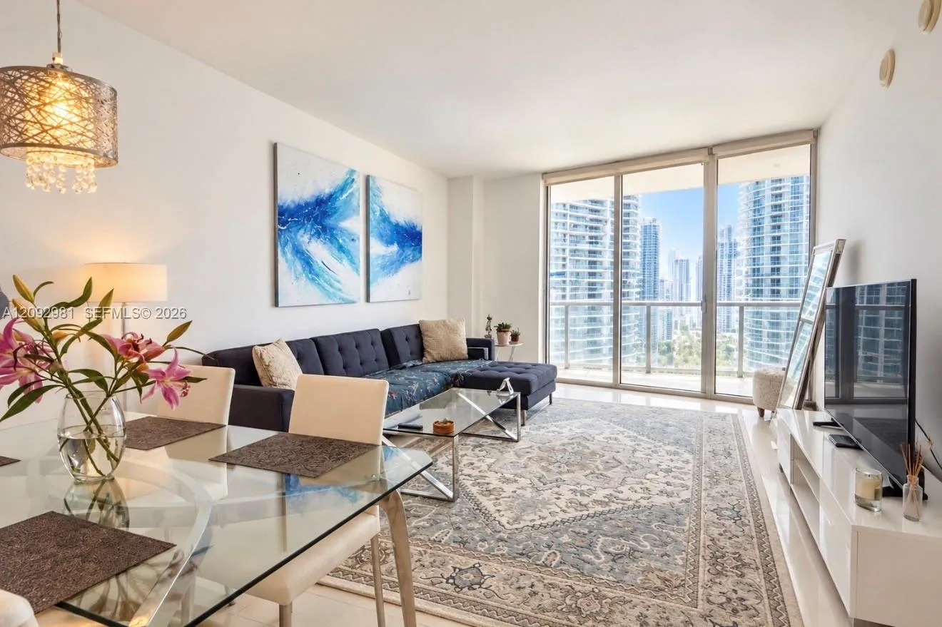 En Renta 475 Brickell Avenue 3512, Miami, FL 33131, Miami, FL 33131