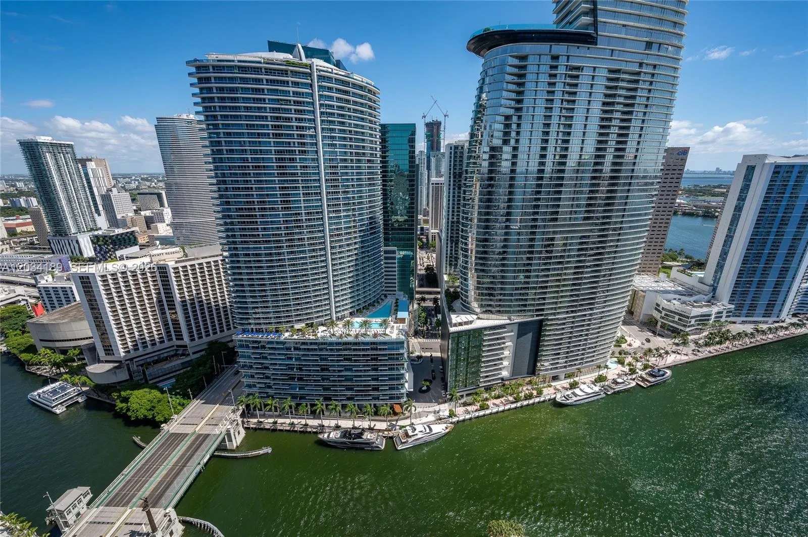 Foto de propiedad en 475 Brickell Avenue 4115, Miami, FL 33131 Miami con MLS#