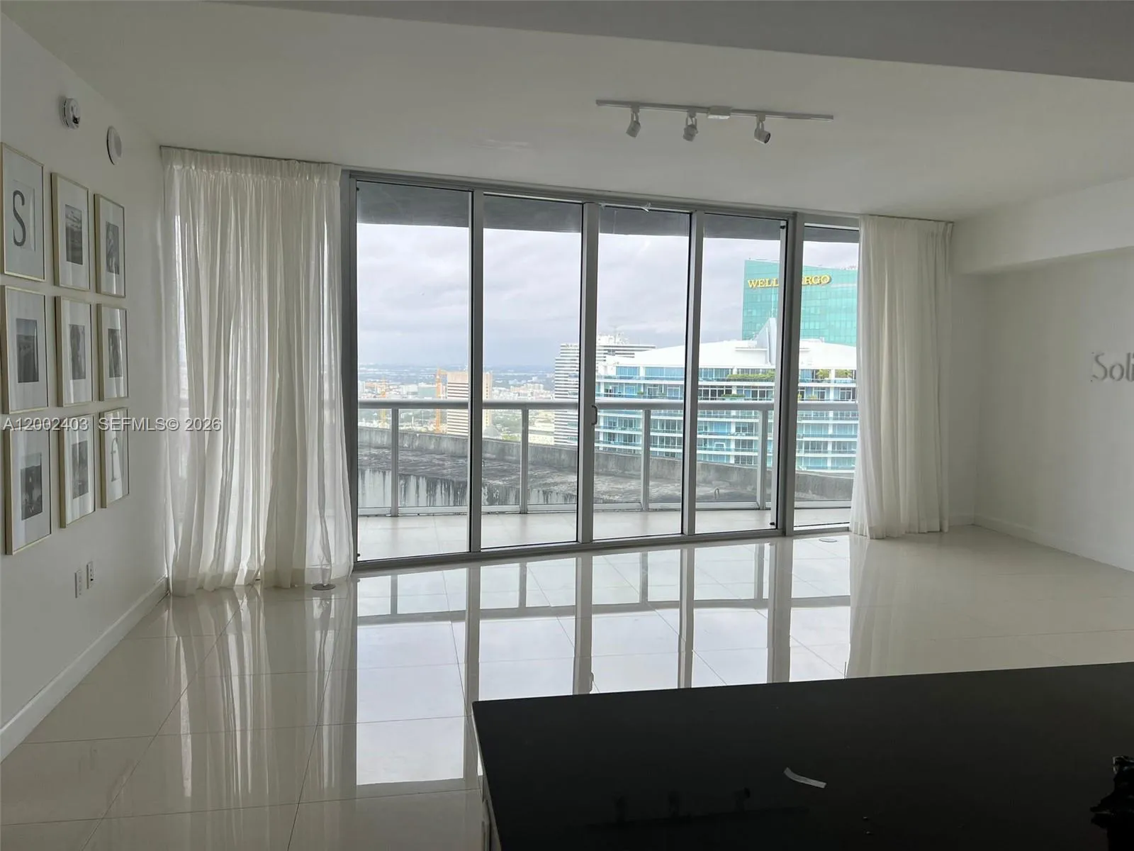 Foto de propiedad en 475 Brickell Avenue 5508, Miami, FL 33131 Miami con MLS# 