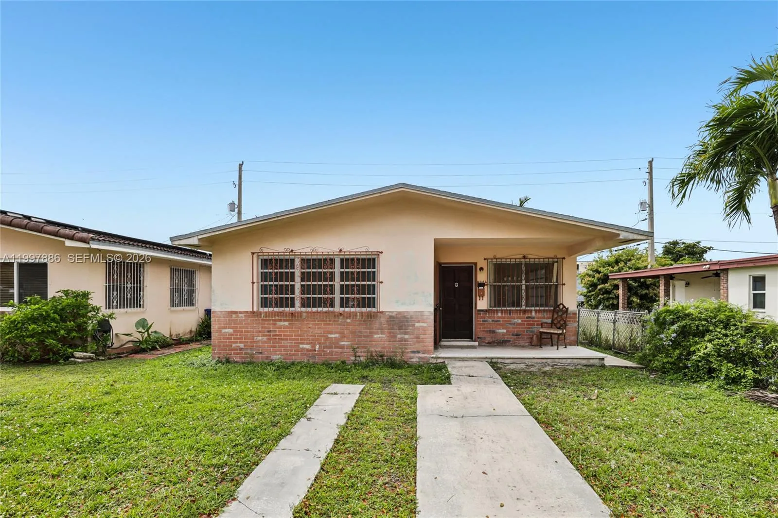 Vendido 4756 SW 7th Street, Miami, FL 33134, Miami, FL 33134