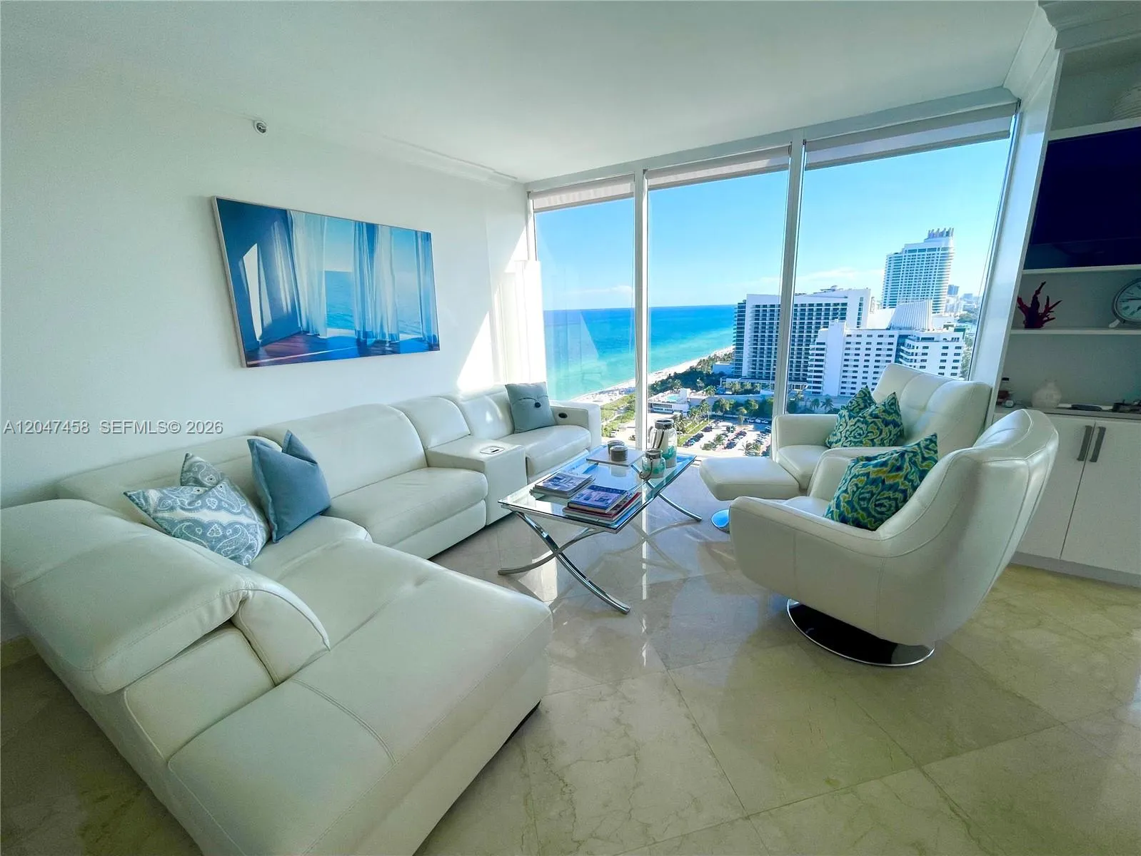 Foto de propiedad en 4775 Collins Avenue 2305, Miami Beach, FL 33140 Miami Beach con MLS# 
