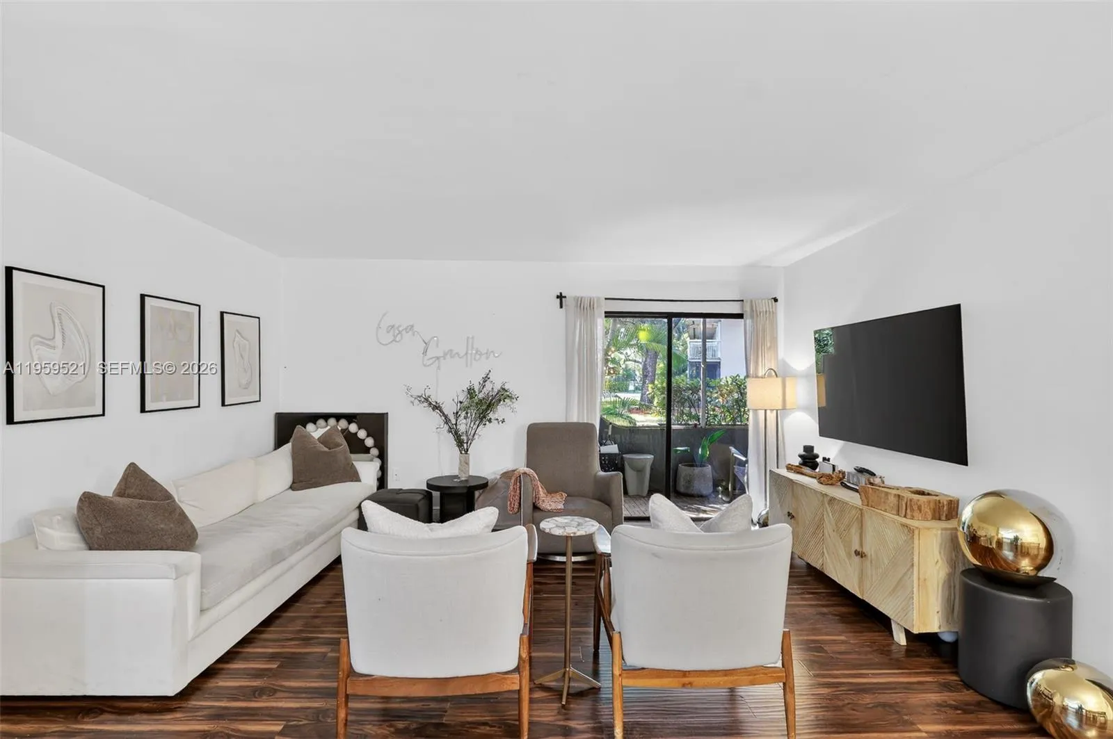 Foto de propiedad en 4780 NW 102nd Avenue 103-11, Doral, FL 33178 Doral con MLS# 