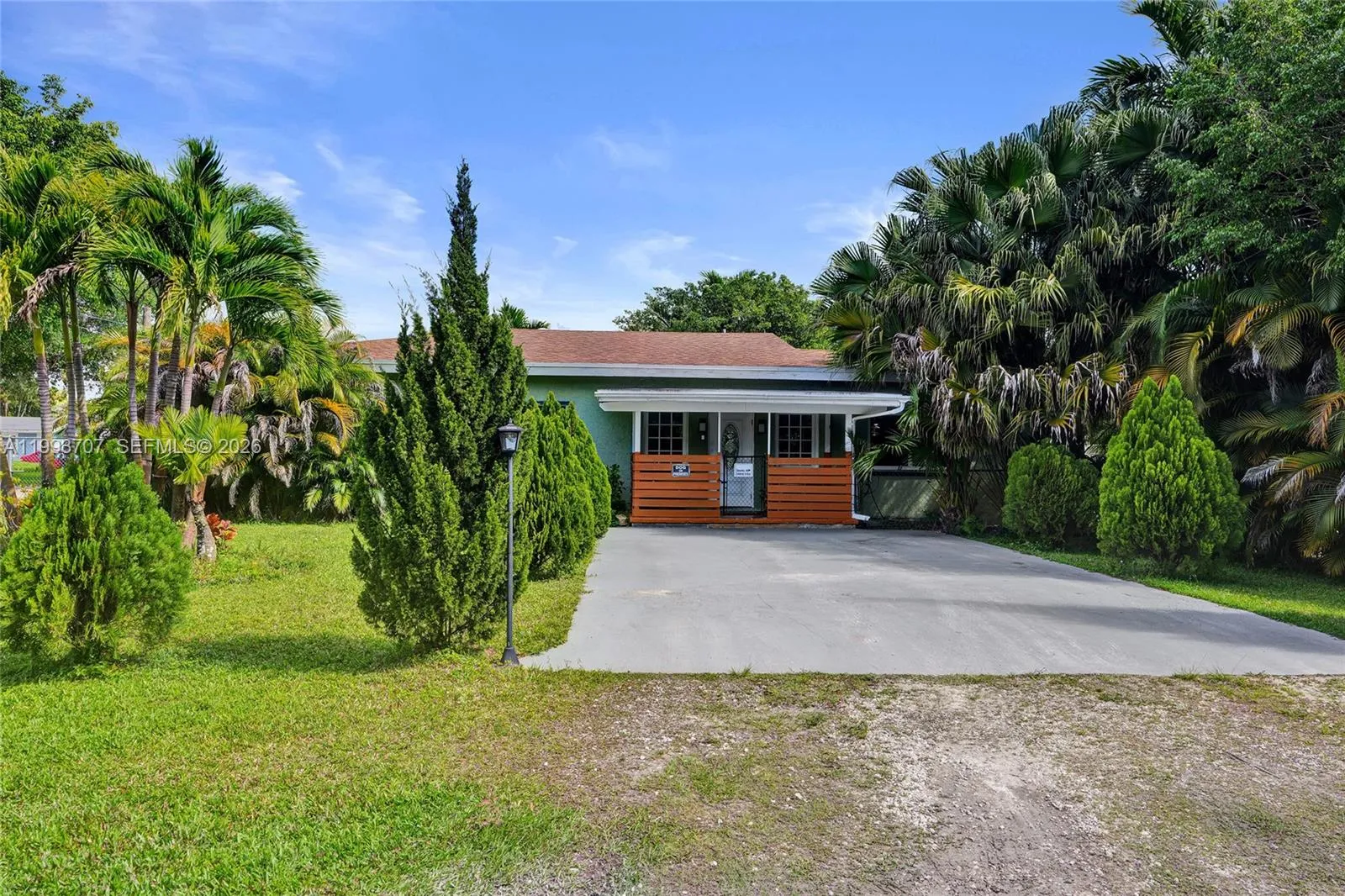 Vendido 4790 SW 55th Avenue, Davie, FL 33314, Davie, FL 33314