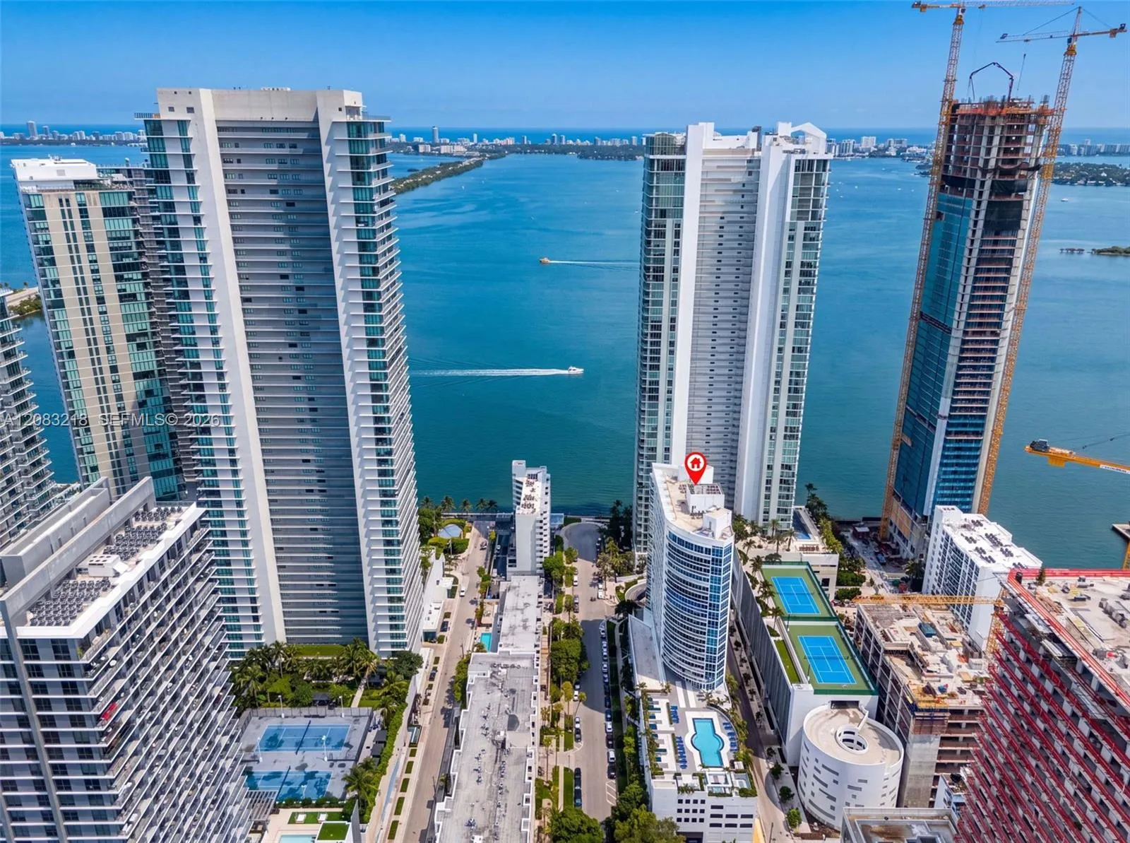 Foto de propiedad en 480 NE 30th Street 2201, Miami, FL 33137 Miami con MLS#