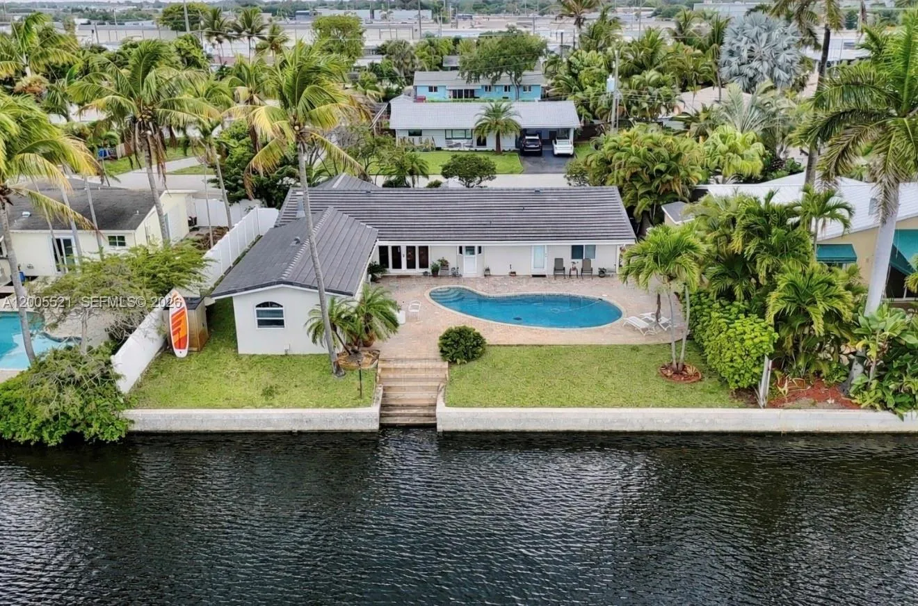 Vendido 4800 NE 13th Terrace, Oakland Park, FL 33334, Oakland Park, FL 33334