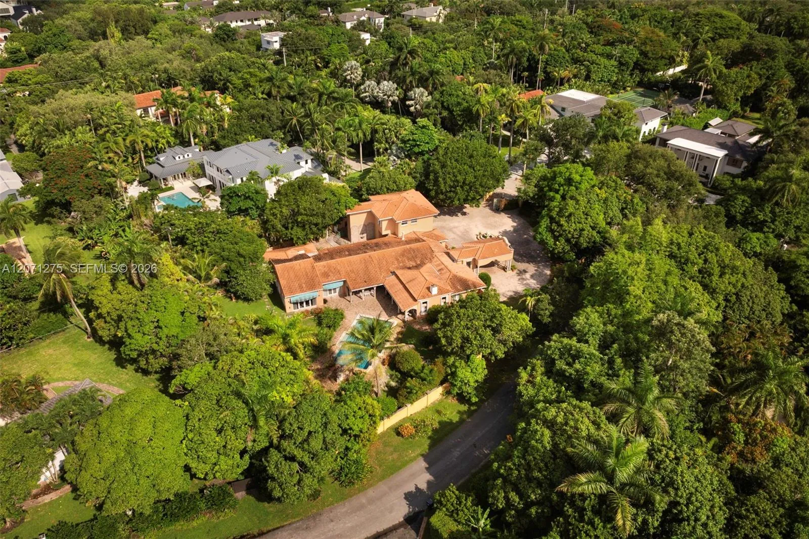 En Venta 4820 SW 82nd Street, Miami, FL 33143, Miami, FL 33143