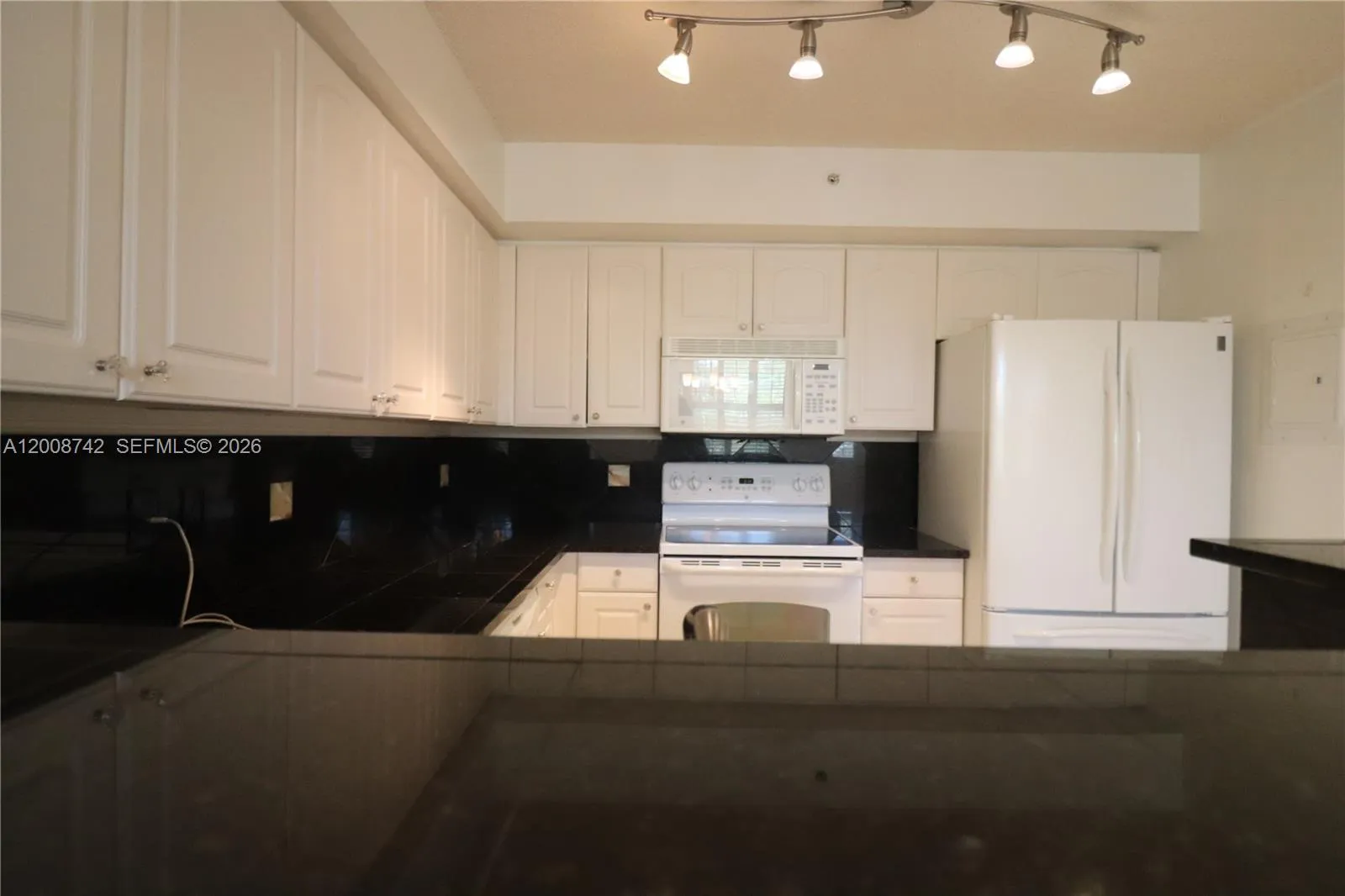 Foto de propiedad en 4836 N State Road 7 5207, Coconut Creek, FL 33073 Coconut Creek con MLS# 