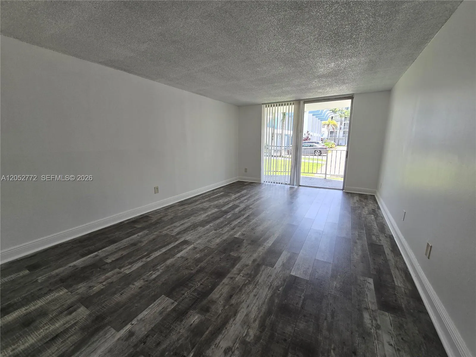 En Renta 484 NW 165th St Road A-112, Miami, FL 33169, Miami, FL 33169