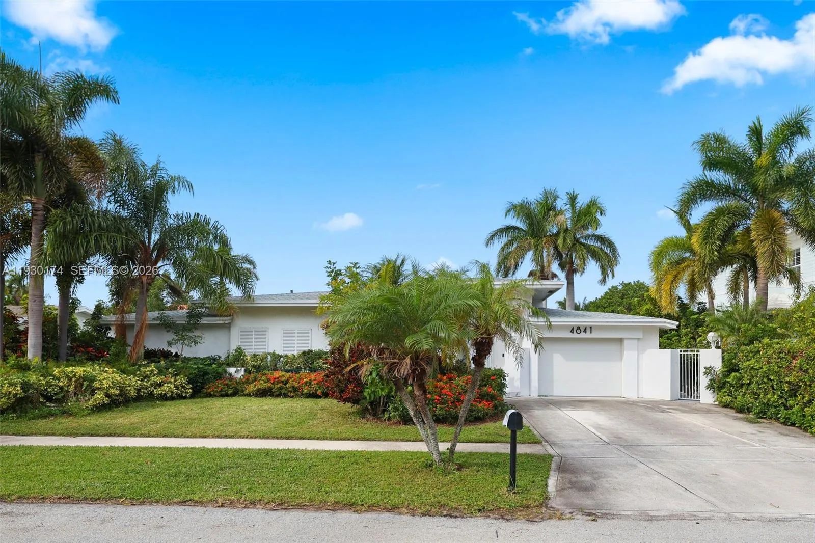 Vendido 4841 NE 29th Avenue, Lighthouse Point, FL 33064, Lighthouse Point, FL 33064