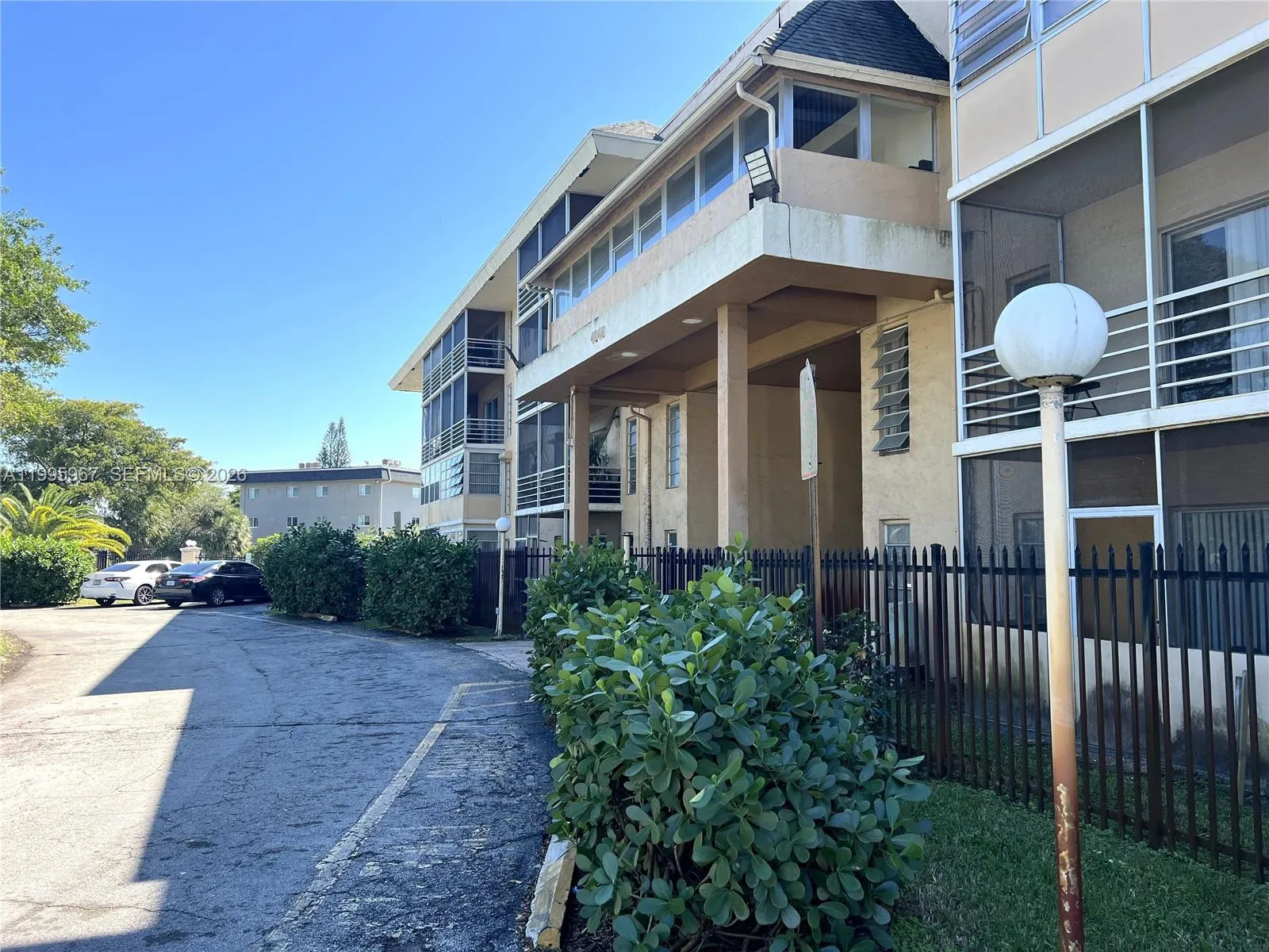 En Renta 4848 NW 24th Court 325, Lauderdale Lakes, FL 33313, Lauderdale Lakes, FL 33313