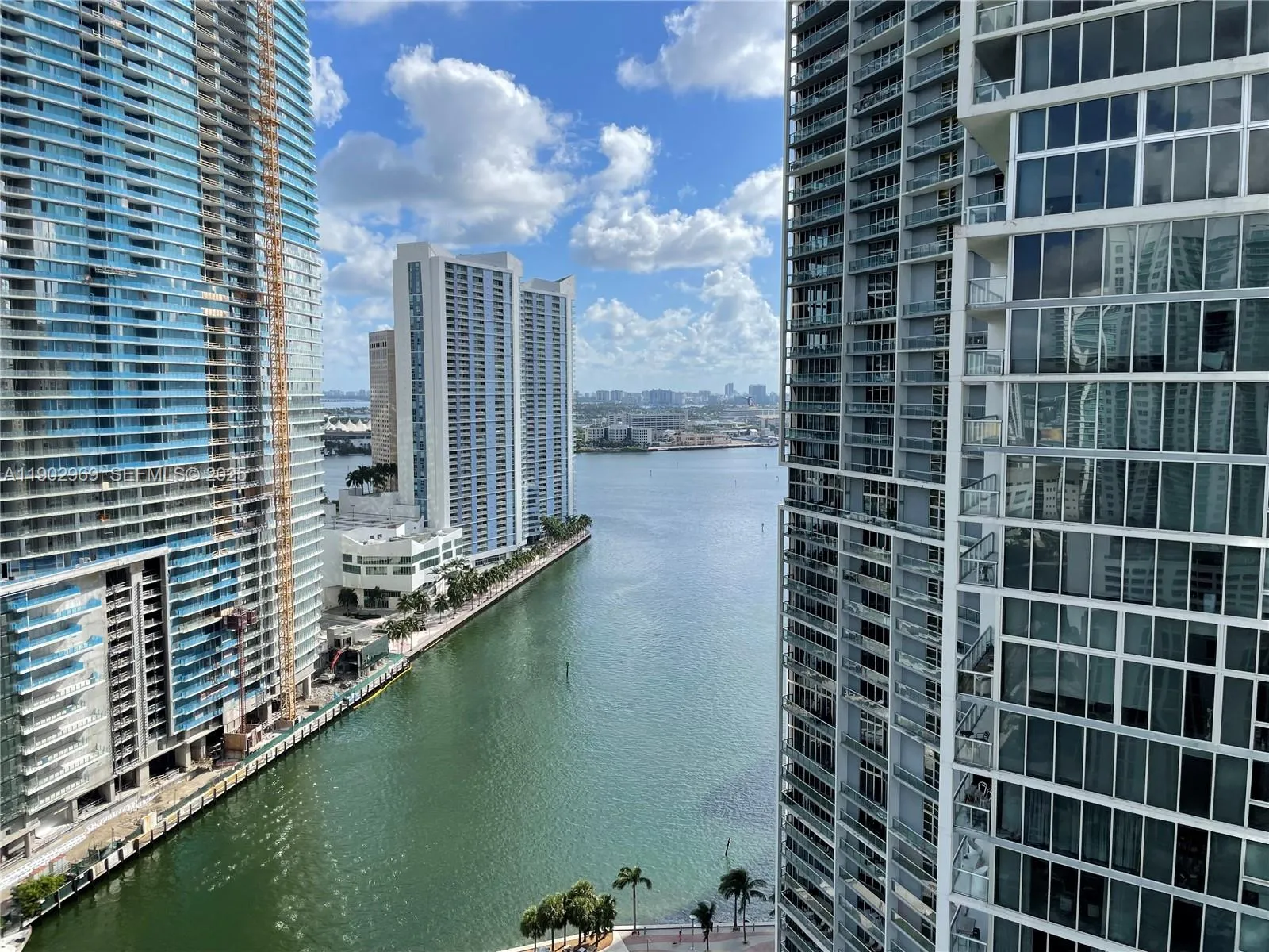 Foto de propiedad en 485 Brickell Avenue 2602, Miami, FL 33131 Miami con MLS# 