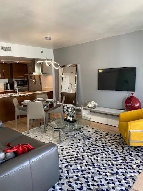 Foto de propiedad en 485 Brickell Avenue 2603, Miami, FL 33131 Miami con MLS# 
