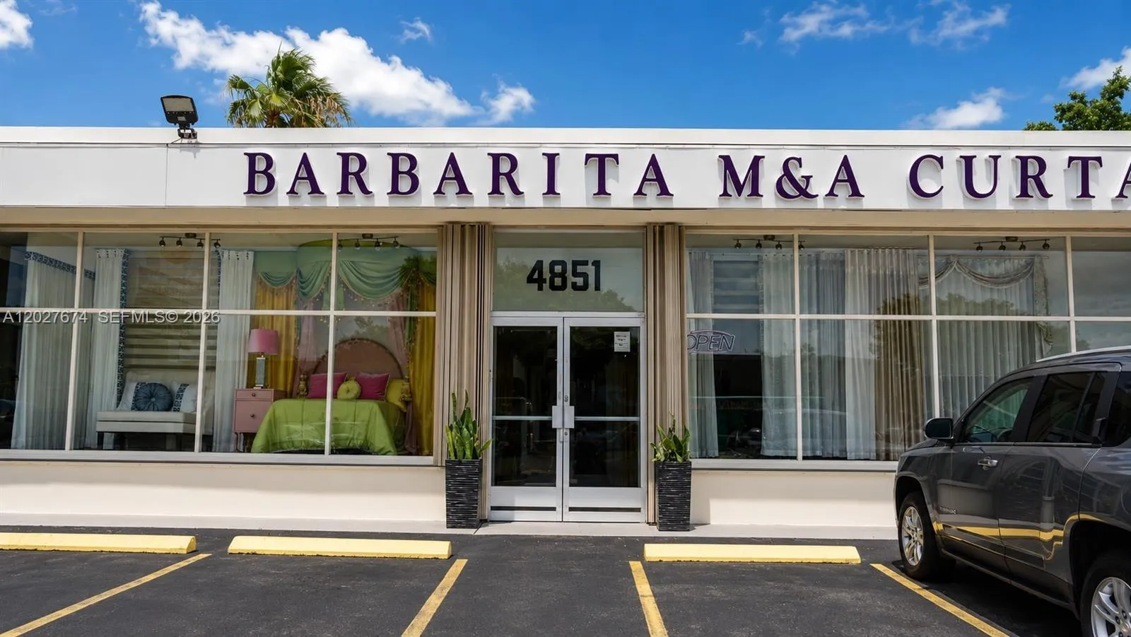 En Venta 4851 E 8th Avenue, Hialeah, FL 33013, Hialeah, FL 33013