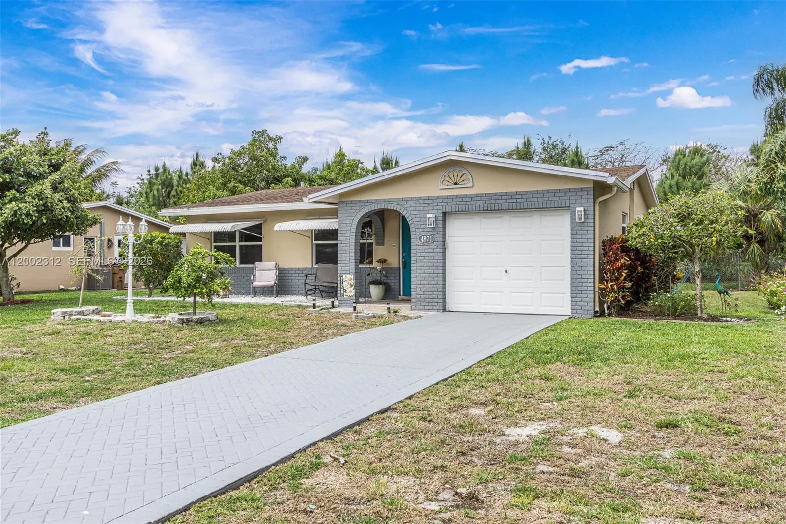 Foto de propiedad en 4871 NW 13th Avenue, Deerfield Beach, FL 33064 Deerfield Beach con MLS# 