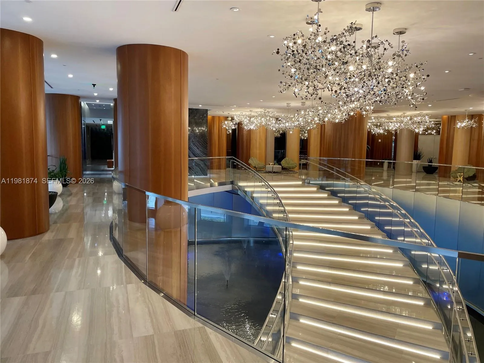 Foto de propiedad en 488 NE 18th Street 1000, Miami, FL 33132 Miami con MLS#