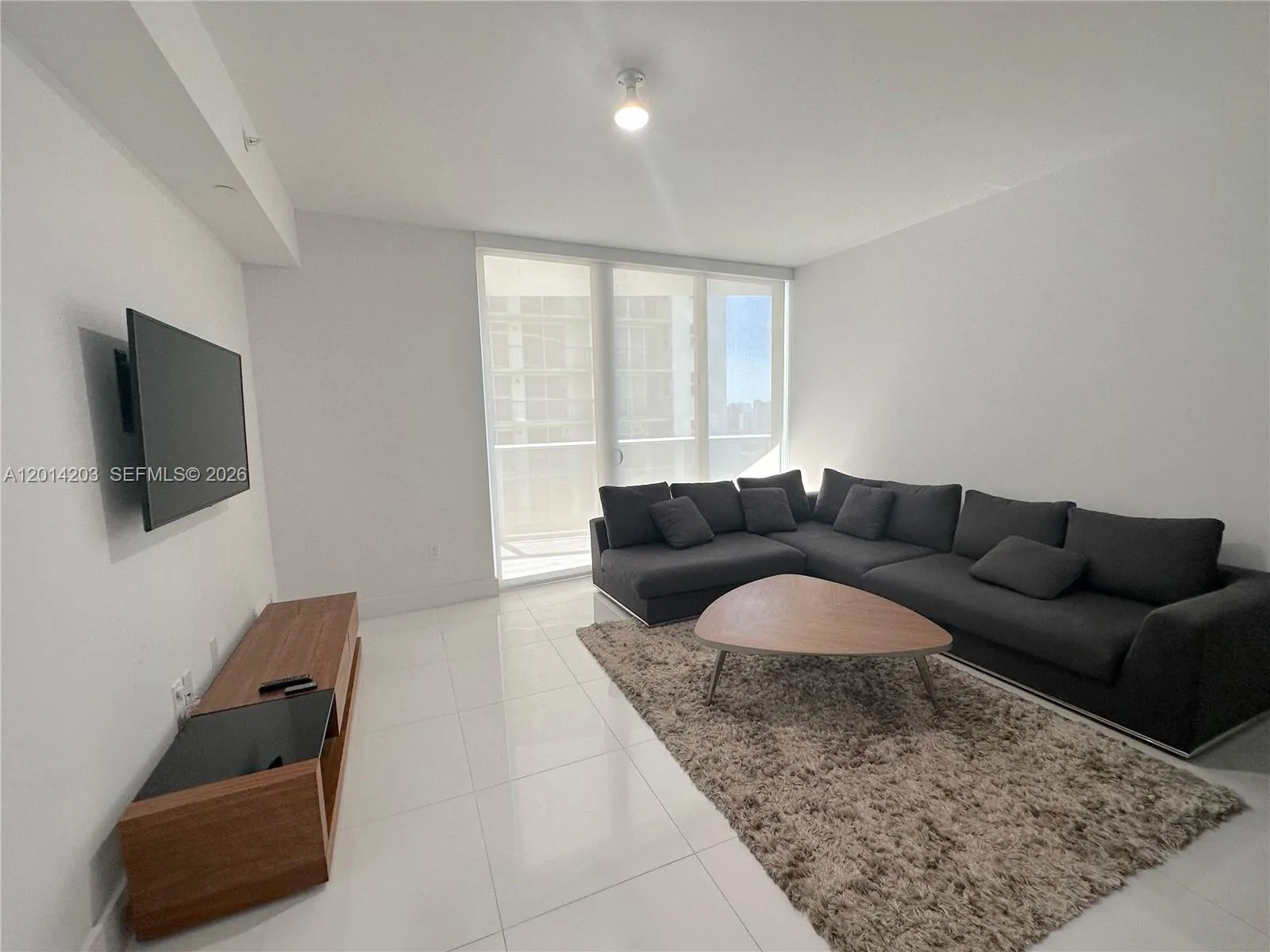 En Renta 488 NE 18th Street 2502, Miami, FL 33132, Miami, FL 33132