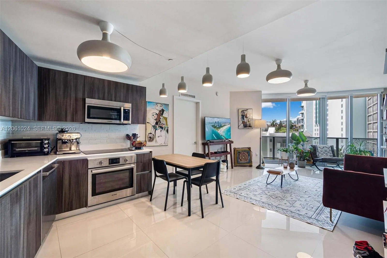 Foto de propiedad en 488 NE 18th Street 401, Miami, FL 33132 Miami con MLS#