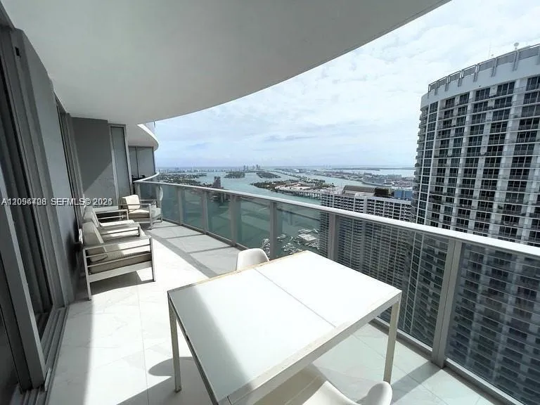 En Venta 488 NE 18th Street 4602, Miami, FL 33132, Miami, FL 33132