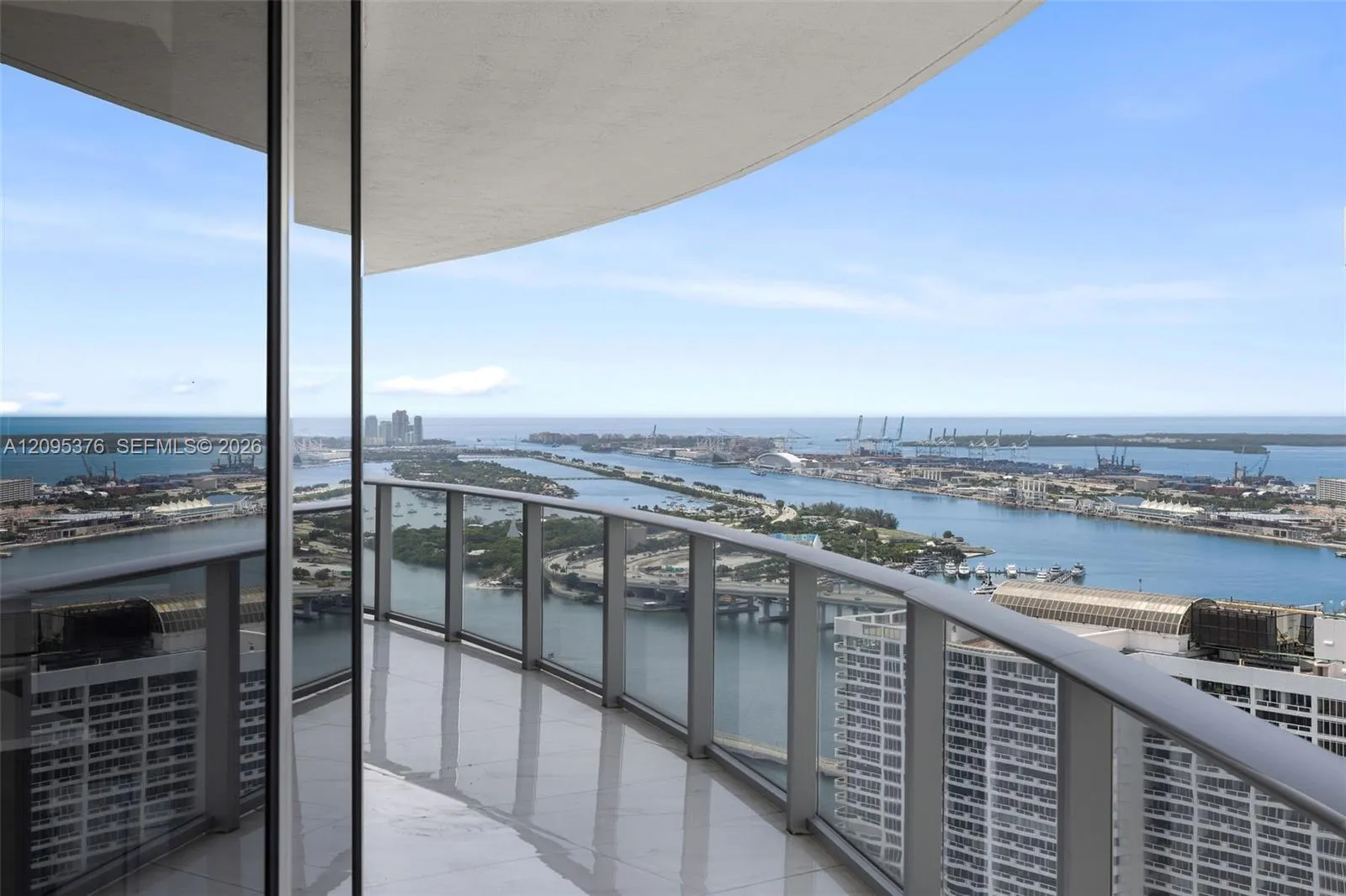 En Renta 488 NE 18th Street 4900, Miami, FL 33132, Miami, FL 33132
