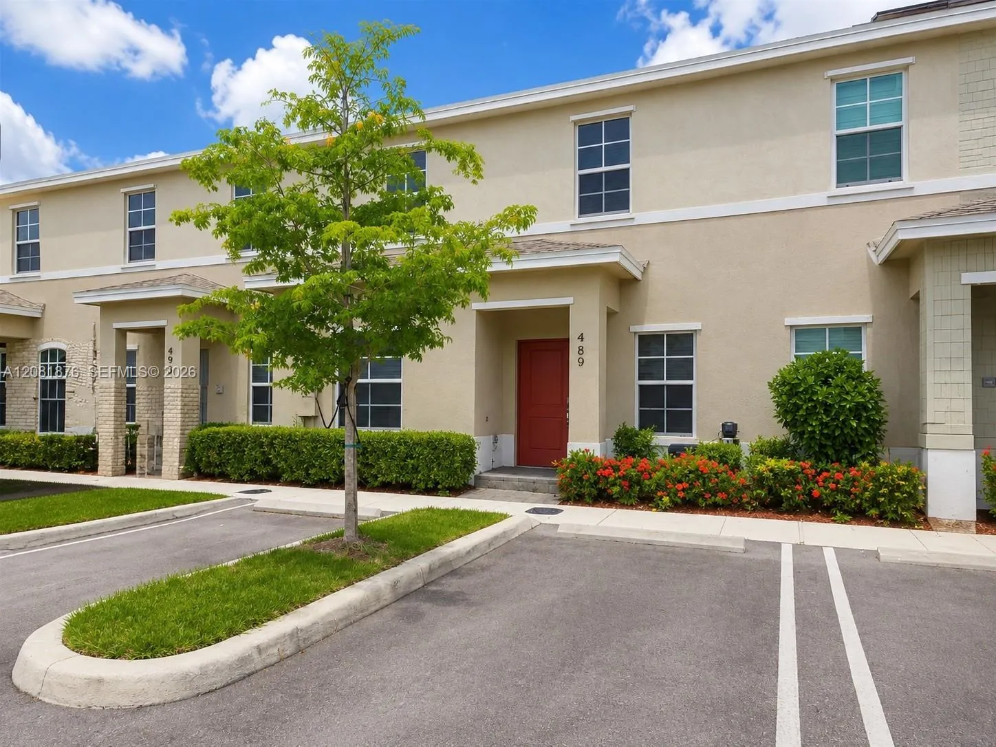 Foto de propiedad en 489 NE 4th Street, Florida City, FL 33034 Florida City con MLS# 