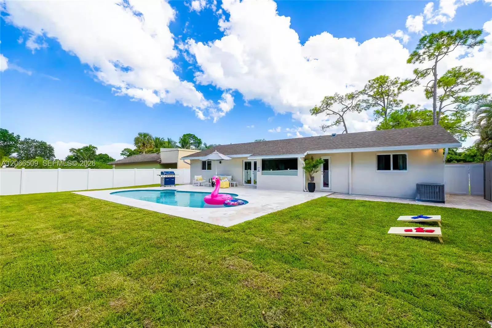 En Venta 4899 Canal Drive, Lake Worth, FL 33463, Lake Worth, FL 33463