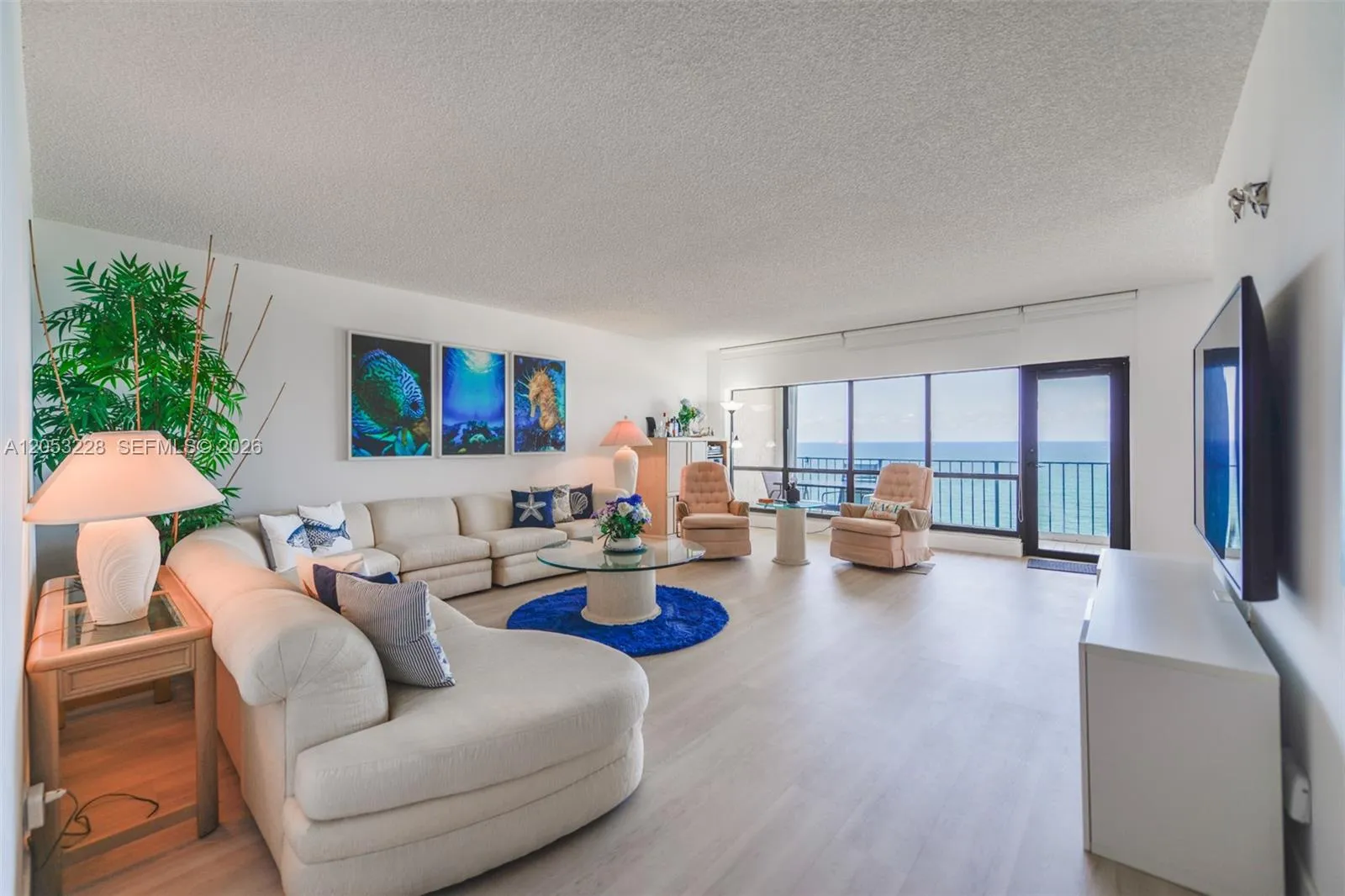 Foto de propiedad en 4900 N Ocean Boulevard 1619, Lauderdale-By-The-Sea, FL 33308 Lauderdale-By-The-Sea con MLS# 