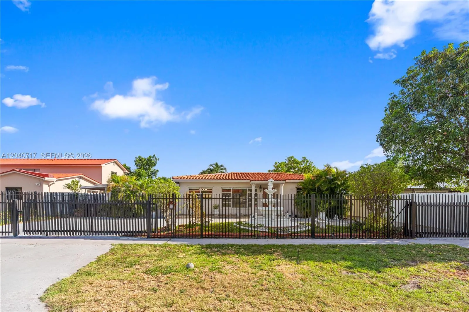 Vendido 491 W 35th Place, Hialeah, FL 33012, Hialeah, FL 33012