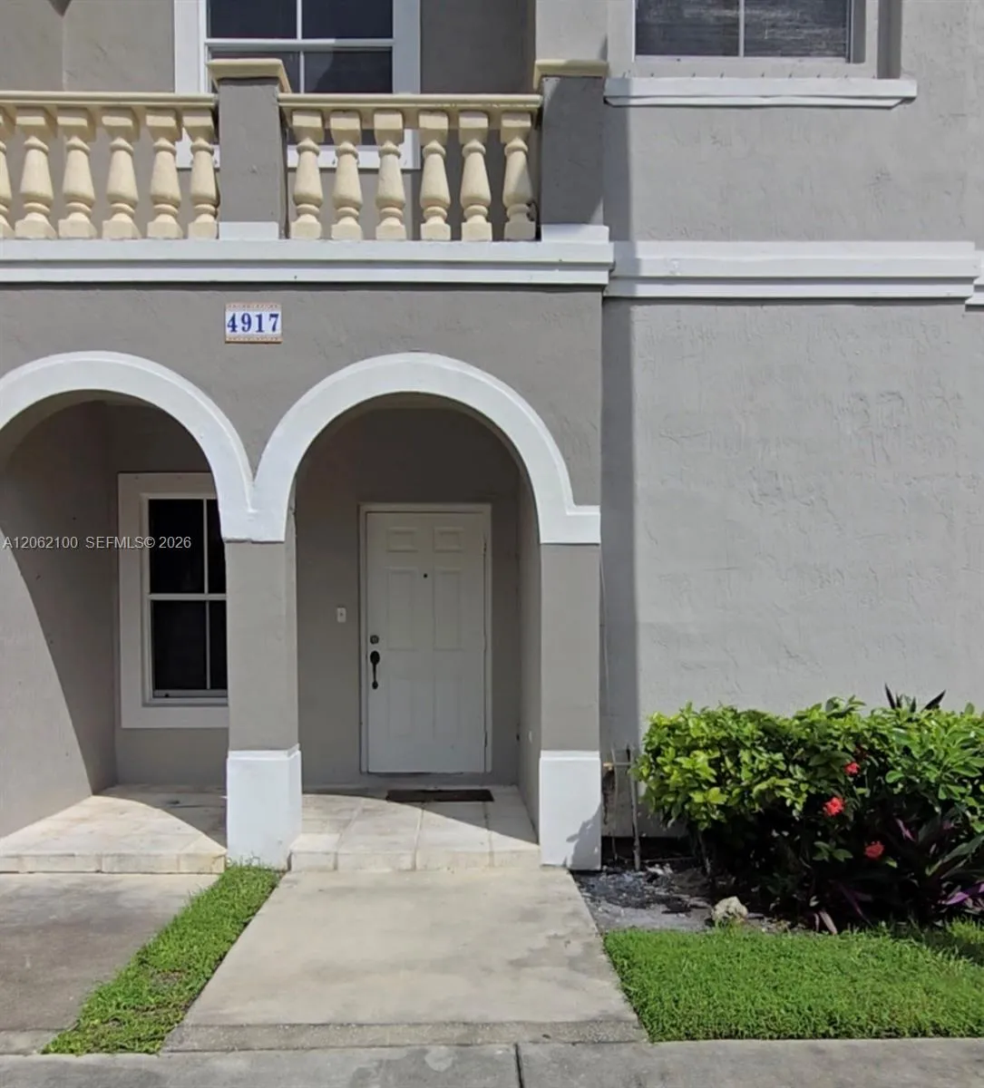 Foto de propiedad en 4917 SW 141st Avenue 4, Miramar, FL 33027 Miramar con MLS# 
