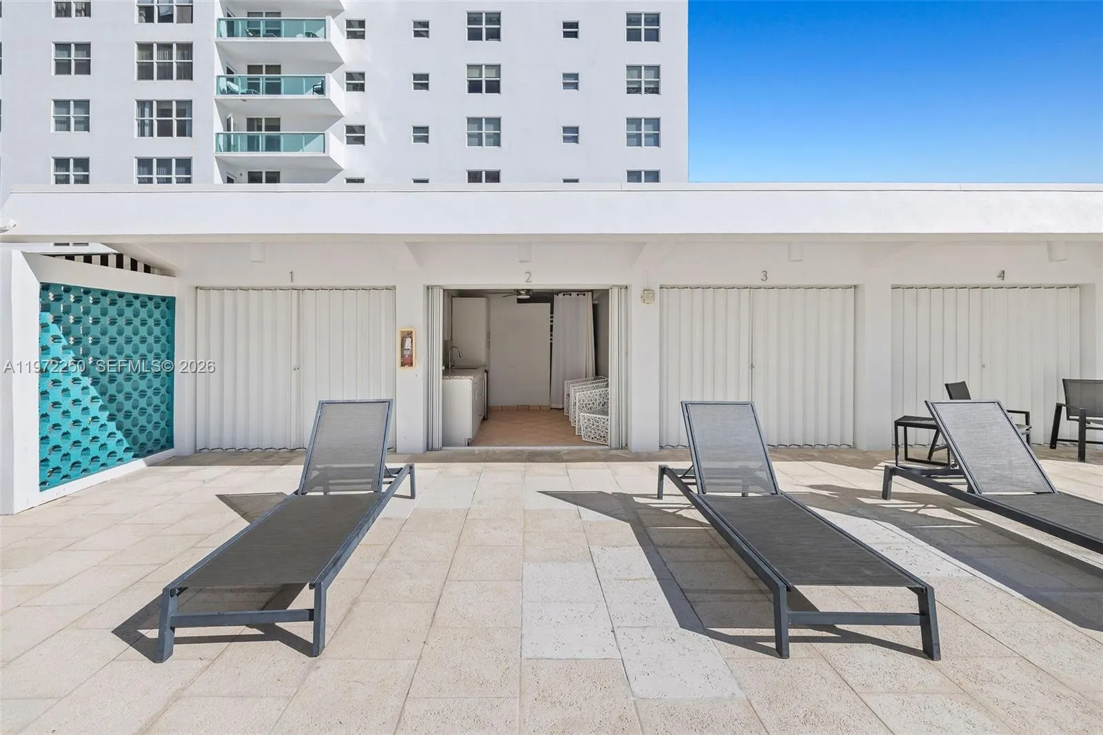 Foto de propiedad en 4925 Collins Avenue CU2, Miami Beach, FL 33140 Miami Beach con MLS# 