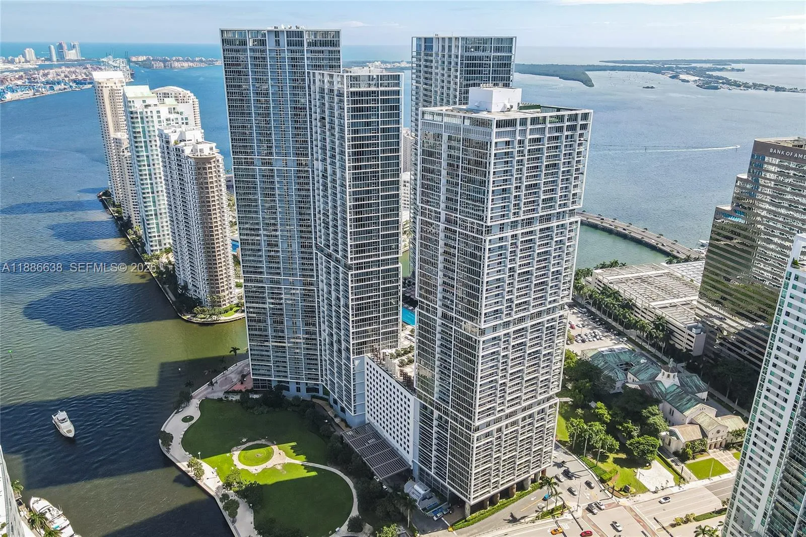 Foto de propiedad en 495 Brickell Avenue 1510, Miami, FL 33131 Miami con MLS#