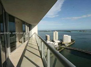 Foto de propiedad en 495 Brickell Avenue 3603, Miami, FL 33131 Miami con MLS# 