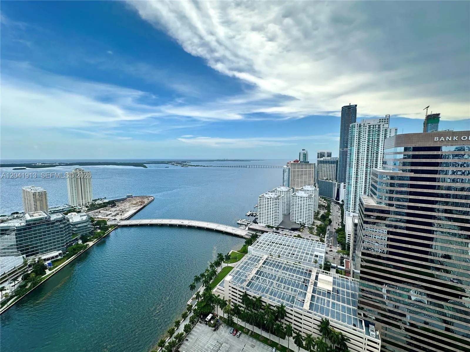 Alquilada 495 Brickell Avenue 4011, Miami, FL 33131, Miami, FL 33131