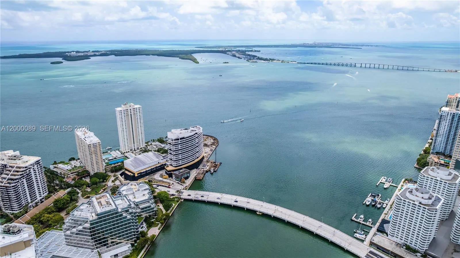 Vendido 495 Brickell Avenue PH5703, Miami, FL 33131, Miami, FL 33131