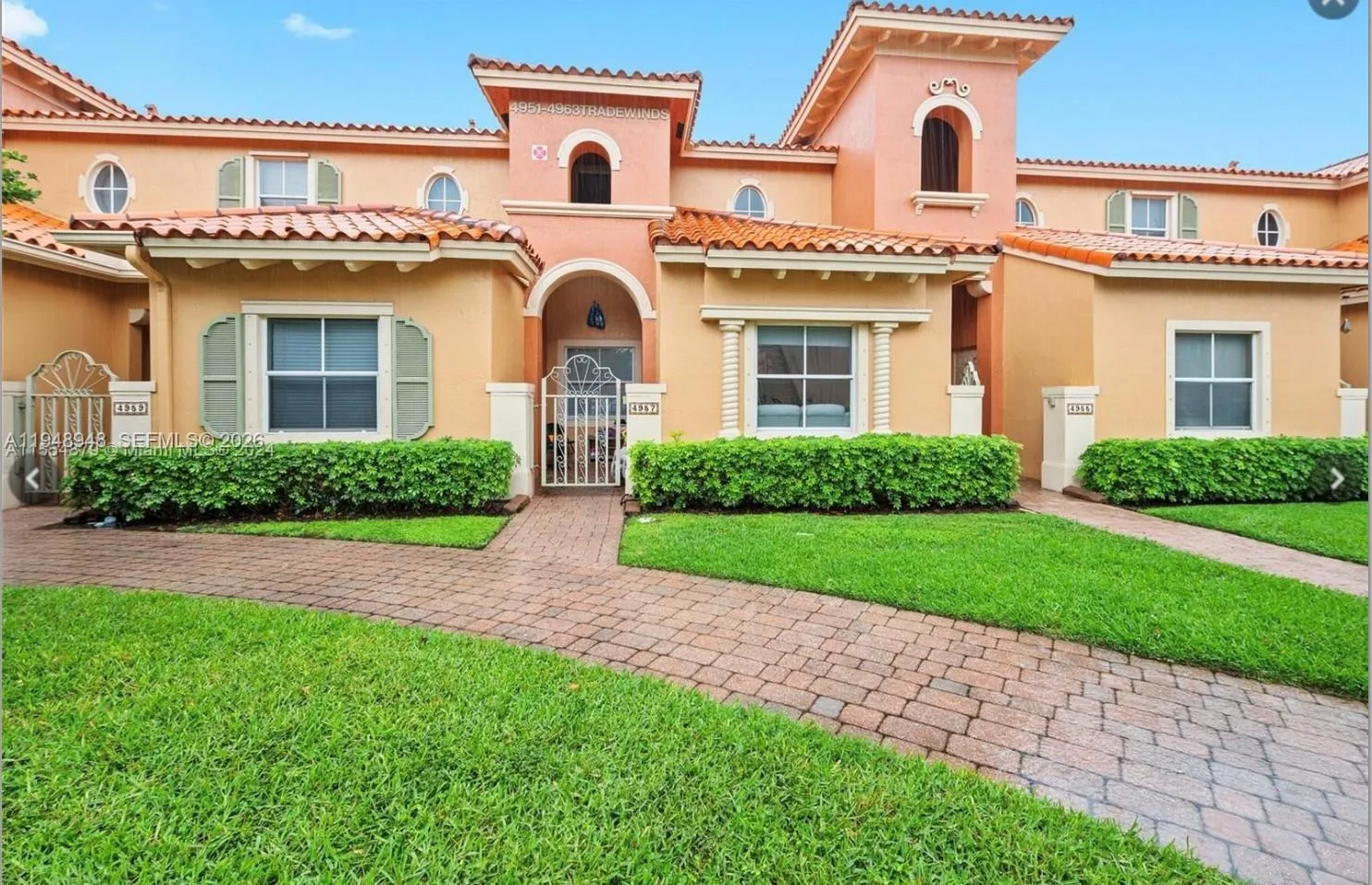 Foto de propiedad en 4957 Tradewinds Terrace 704, Dania Beach, FL 33312 Dania Beach con MLS# 