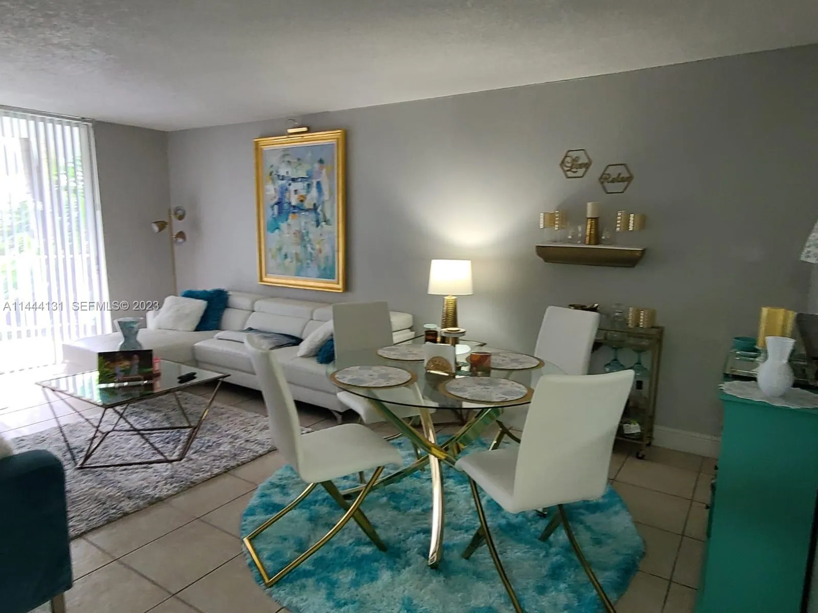Foto de propiedad en 496 NW 165th St Road D112, Miami, FL 33169 Miami con MLS# 