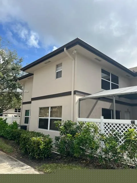 Foto de propiedad en 5 Amherst Court D, Royal Palm Beach, FL 33411 Royal Palm Beach con MLS# 