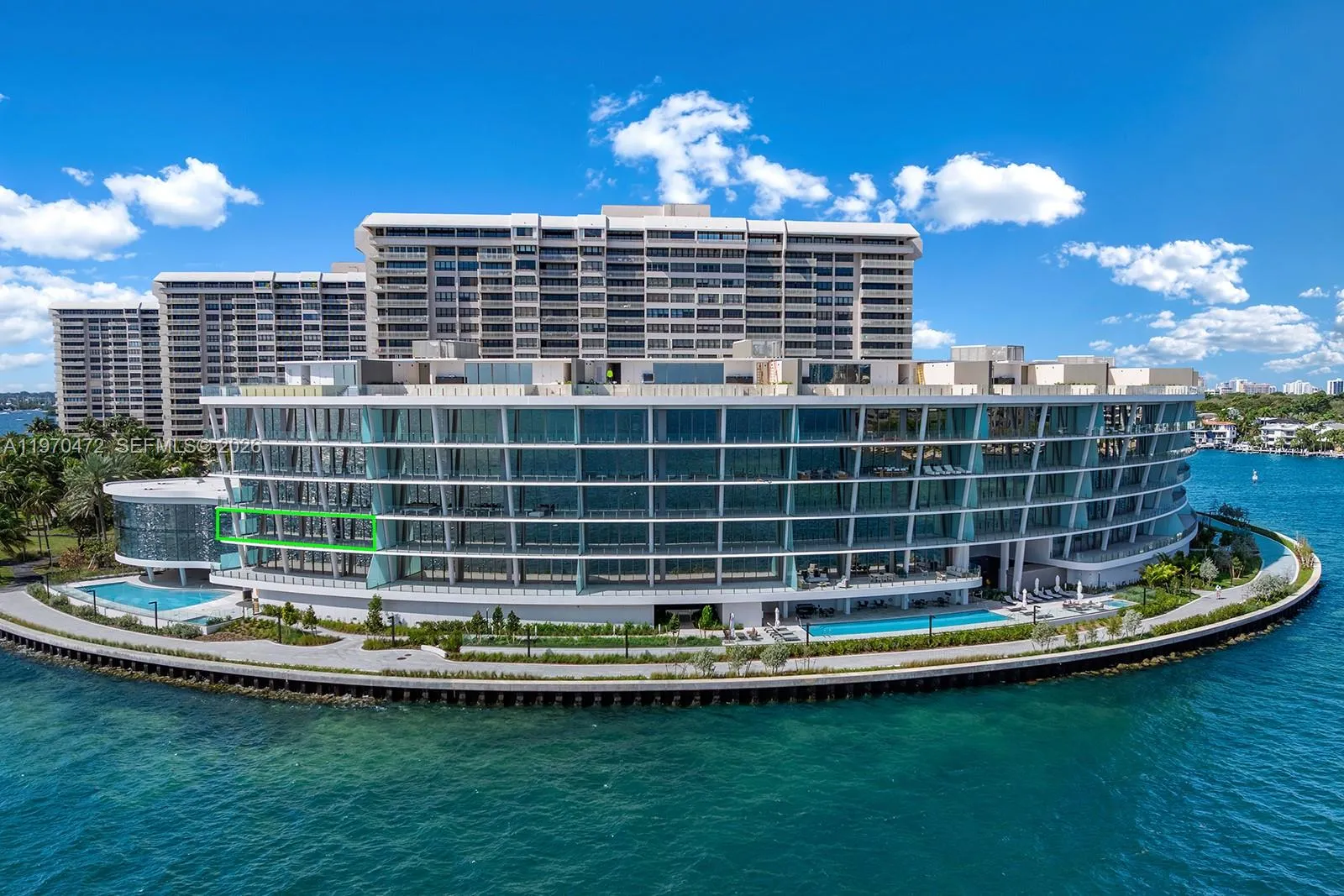 Foto de propiedad en 5 Grove Isle Drive M301, Coconut Grove, FL 33133 Coconut Grove con MLS# 