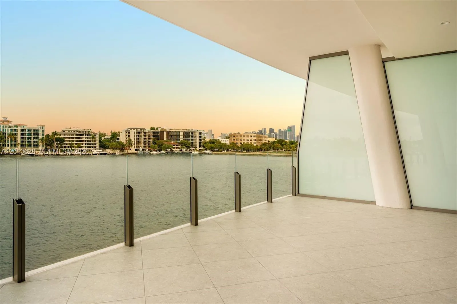 En Renta 5 Grove Isle Drive S302, Coconut Grove, FL 33133, Coconut Grove, FL 33133