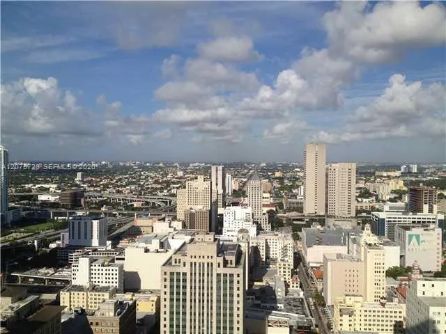 Foto de propiedad en 50 Biscayne Boulevard 4105, Miami, FL 33132 Miami con MLS#