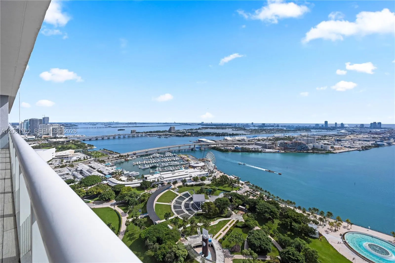 Foto de propiedad en 50 Biscayne Boulevard 4706, Miami, FL 33132 Miami con MLS#