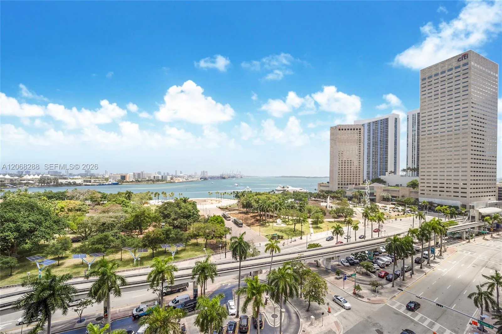 Foto de propiedad en 50 Biscayne Boulevard 514, Miami, FL 33132 Miami con MLS#