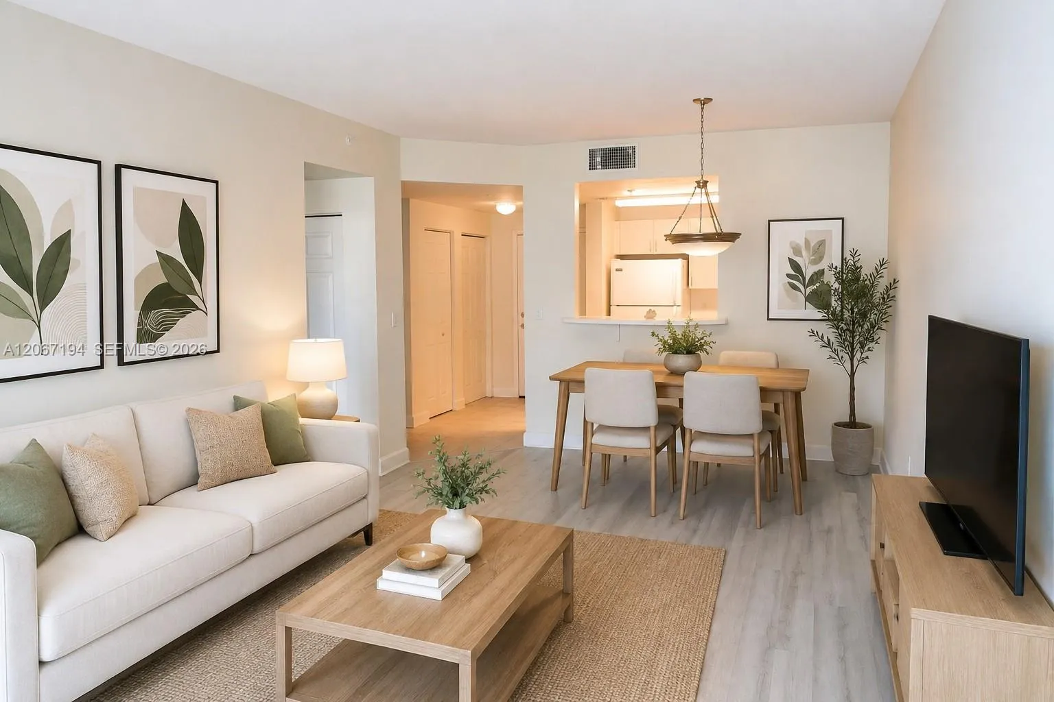 Foto de propiedad en 50 Menores Avenue 420, Coral Gables, FL 33134 Coral Gables con MLS# 