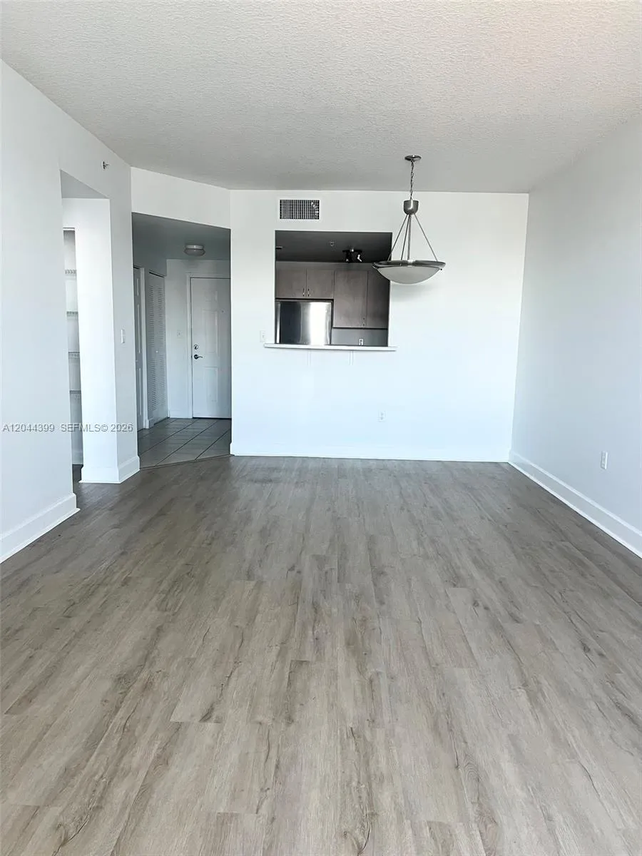 Foto de propiedad en 50 Menores Avenue 720, Coral Gables, FL 33134 Coral Gables con MLS# 