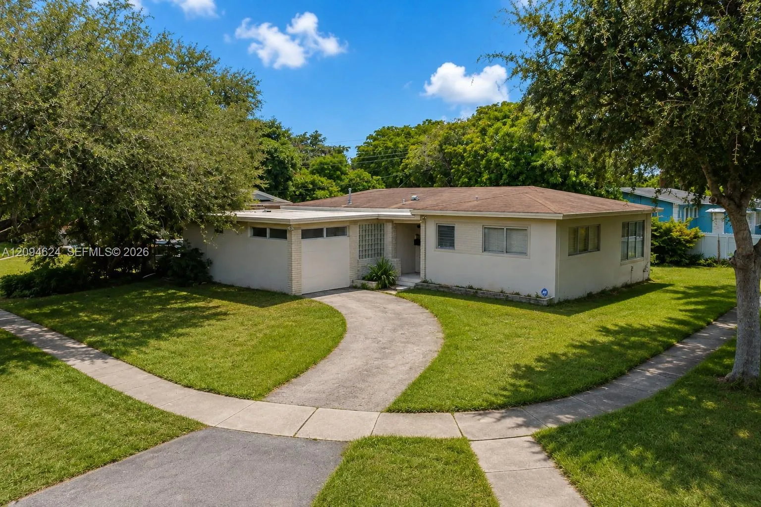 En Venta 50 NE 132nd Terrace, North Miami, FL 33161, North Miami, FL 33161