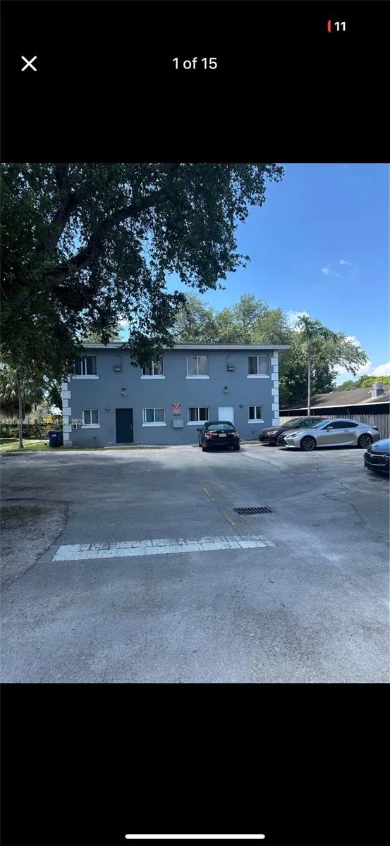 En Renta 50 NW 166th Street, Miami, FL 33169, Miami, FL 33169