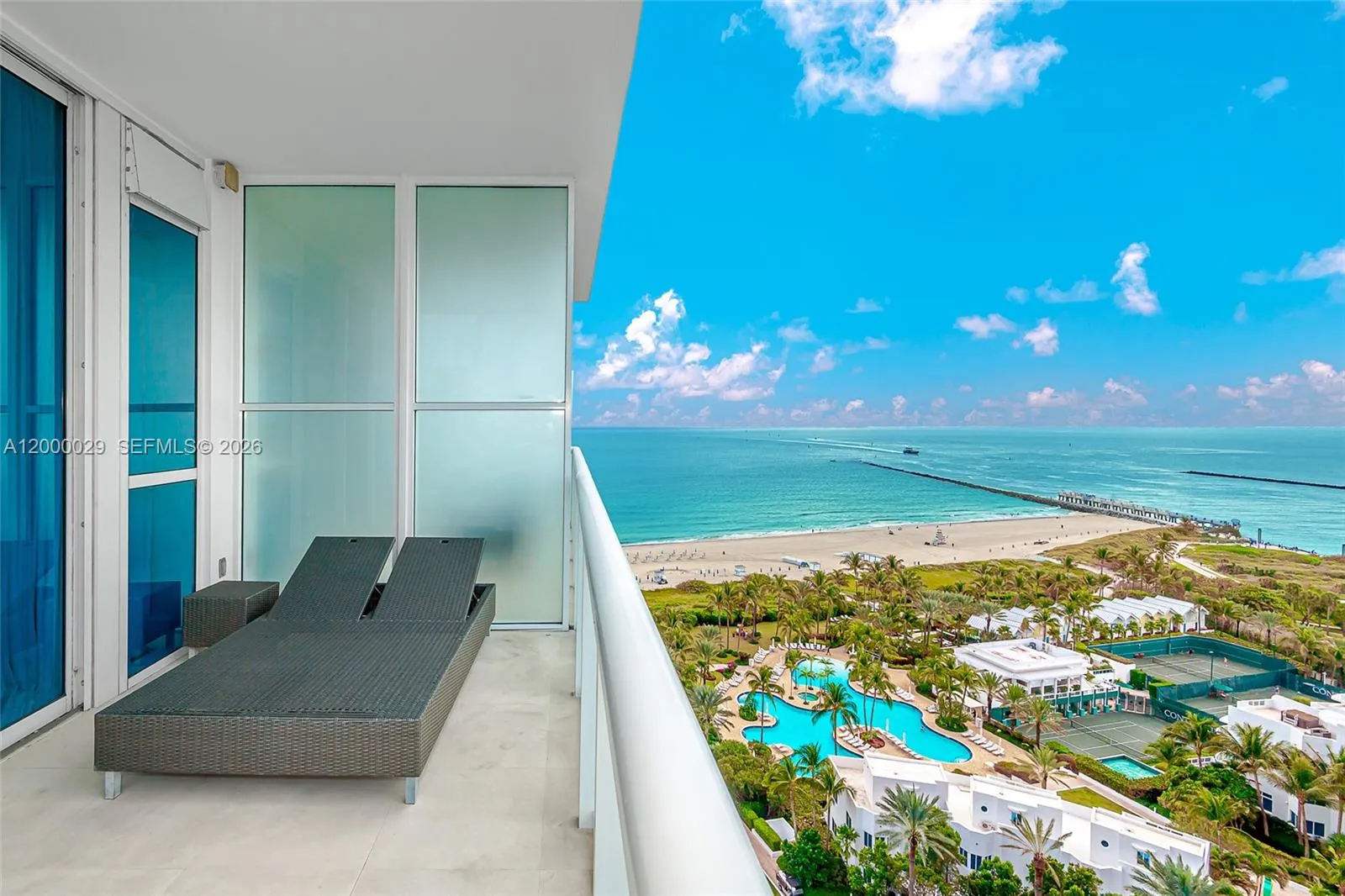 Foto de propiedad en 50 S Pointe Drive 1804, Miami Beach, FL 33139 Miami Beach con MLS#